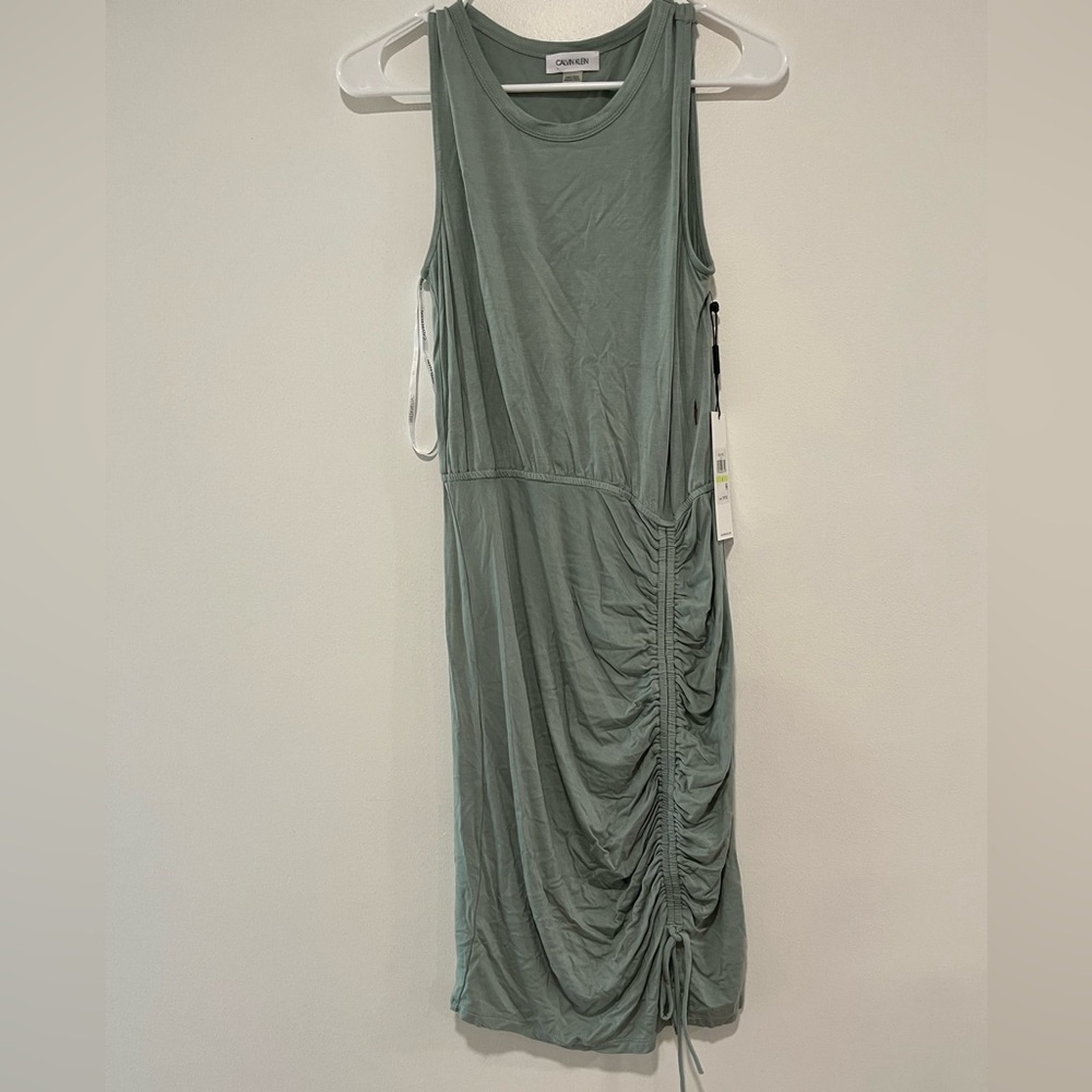 Green Calvin Klein Dress
Size 4
NWT